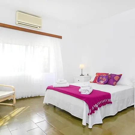 Ben Parit Villa
